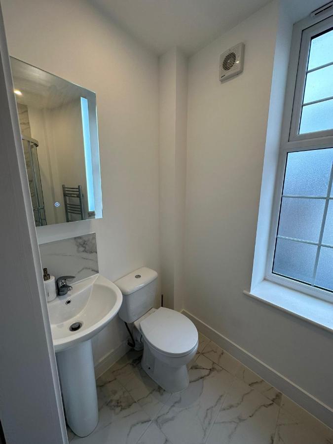 The Walworth Retreat- Cozy Flats In London Appartamento Esterno foto